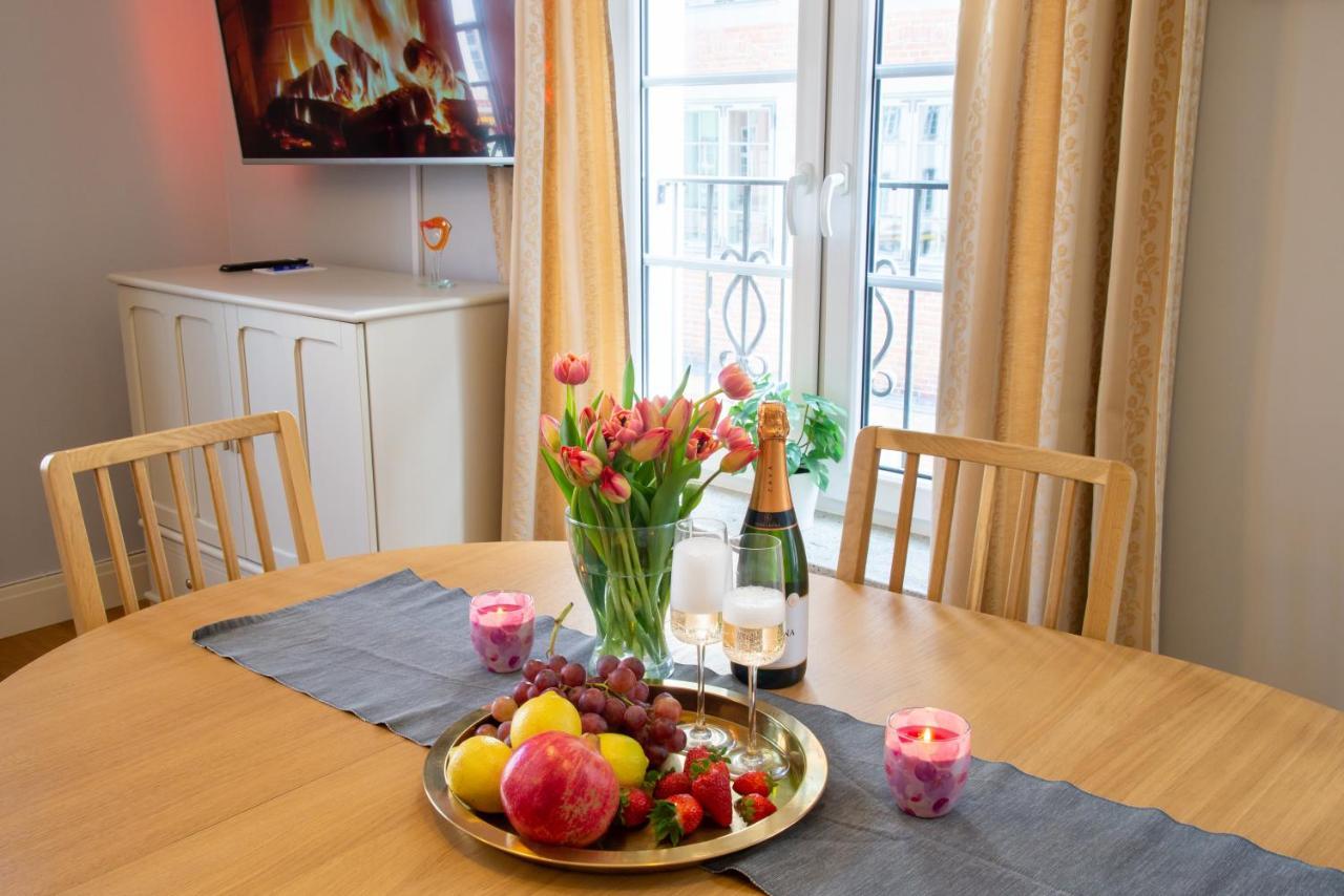 Maya'S Flats & Resorts - Staromiejski Apartments Гданск Екстериор снимка